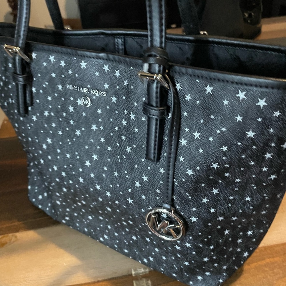 BRAND NEW 
Michael Kors Black Celestial Star Tote